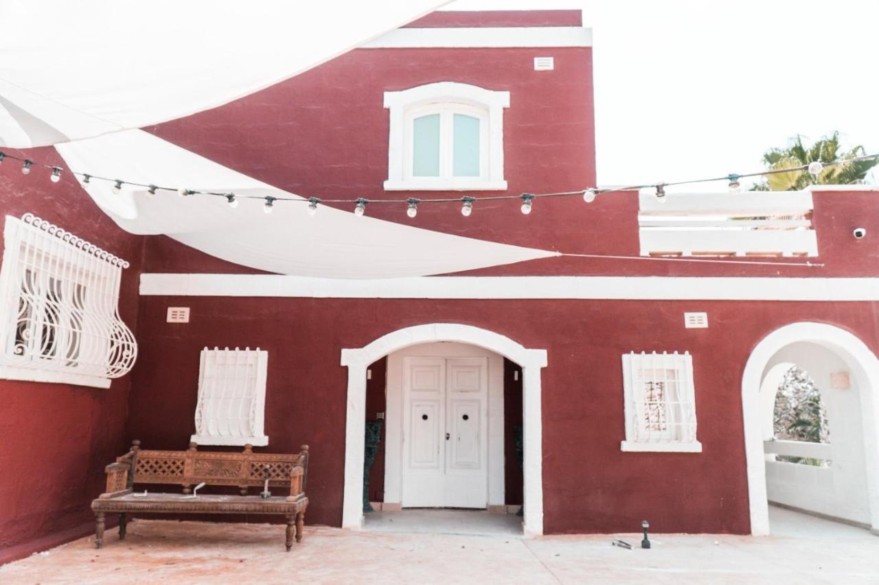 The Red Farm Relais & Spa Iklin Eksteriør billede