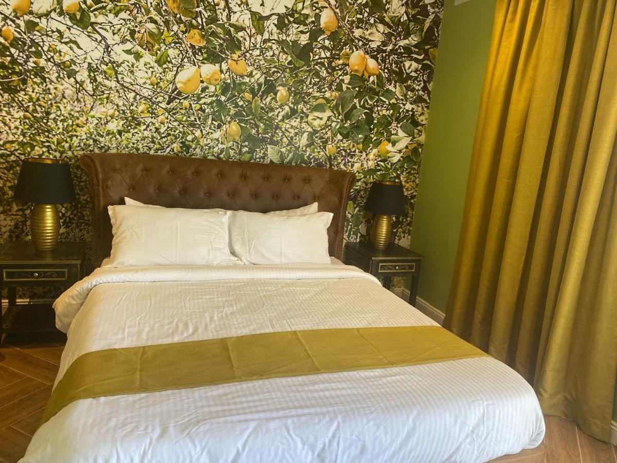The Red Farm Relais & Spa Iklin Eksteriør billede